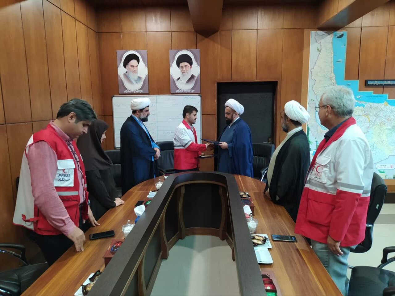 انعقاد تفاهمنامه مشترک بین هلال احمر ومرکز خدمات حوزه علمیه گیلان