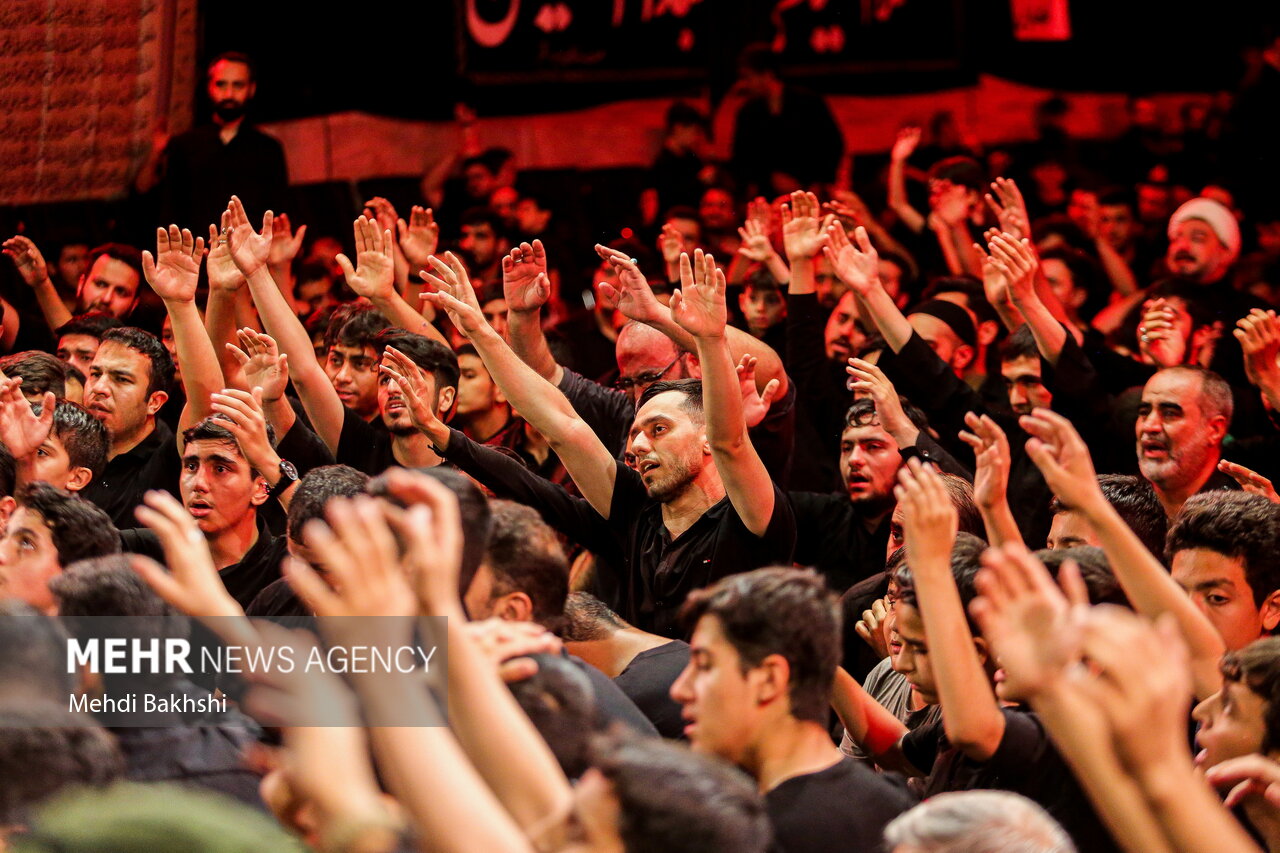 نوای « مع القرآن» عزاداران حسینی در بابل