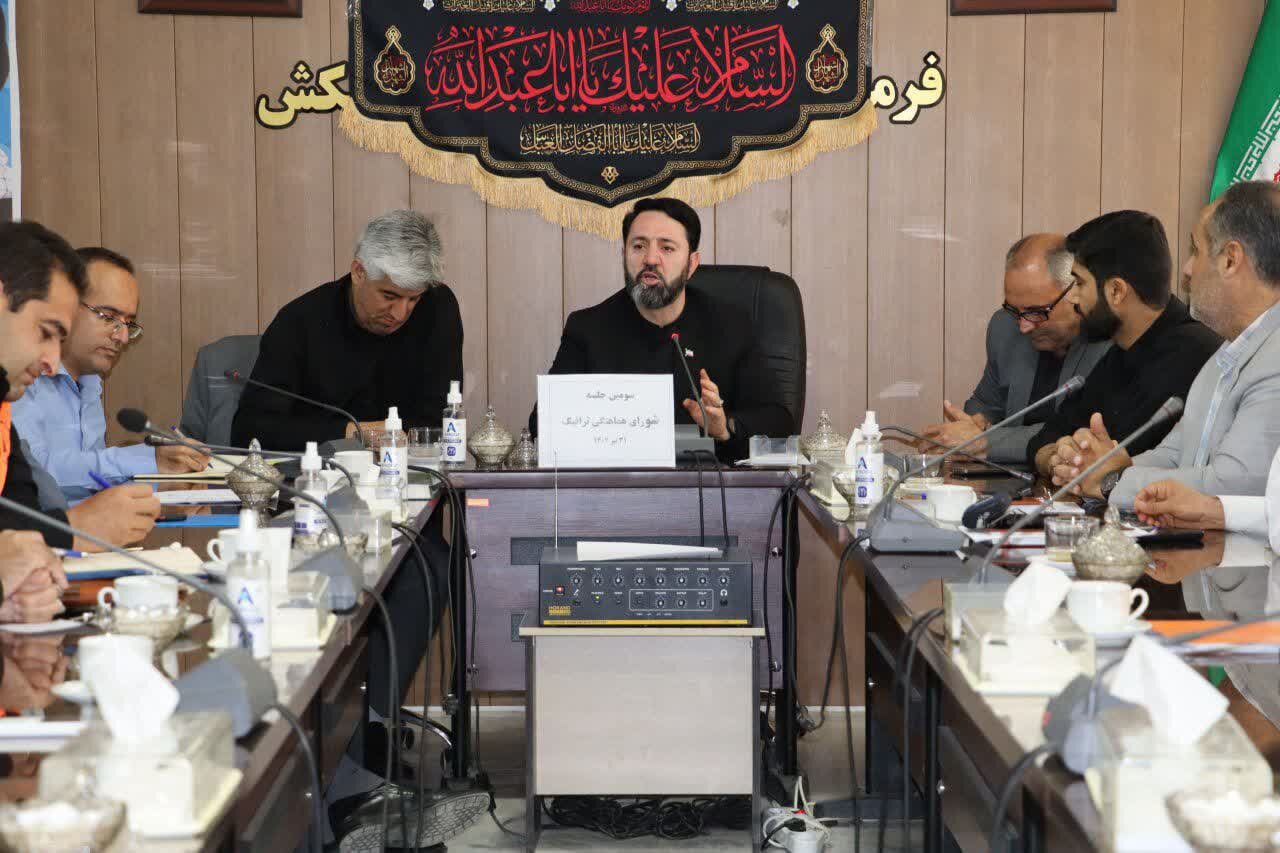 فریضه امر به معروف و نهی از منکر یک وظیفه شرعی و قانونی است