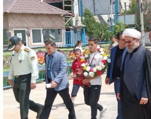 نایب قهرمان کشتی آسیا اهانت به قرآن کریم را محکوم کرد