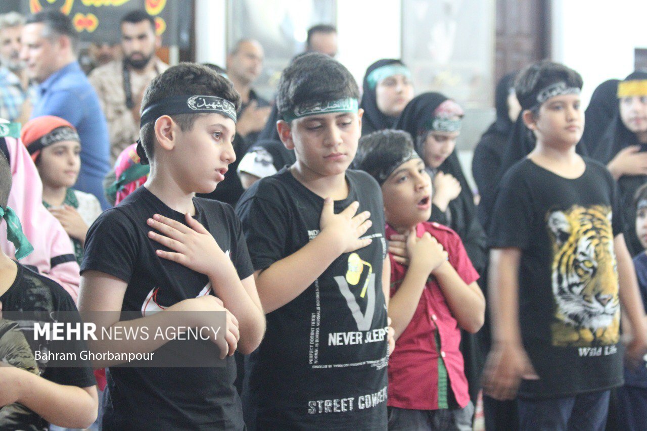 نسل نوجوان و جوان تشنه معرفت حسین (ع) هستند