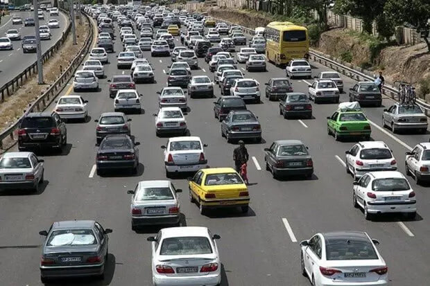 ترافیک در محورهای مواصلاتی گیلان روان اما پرتردد است