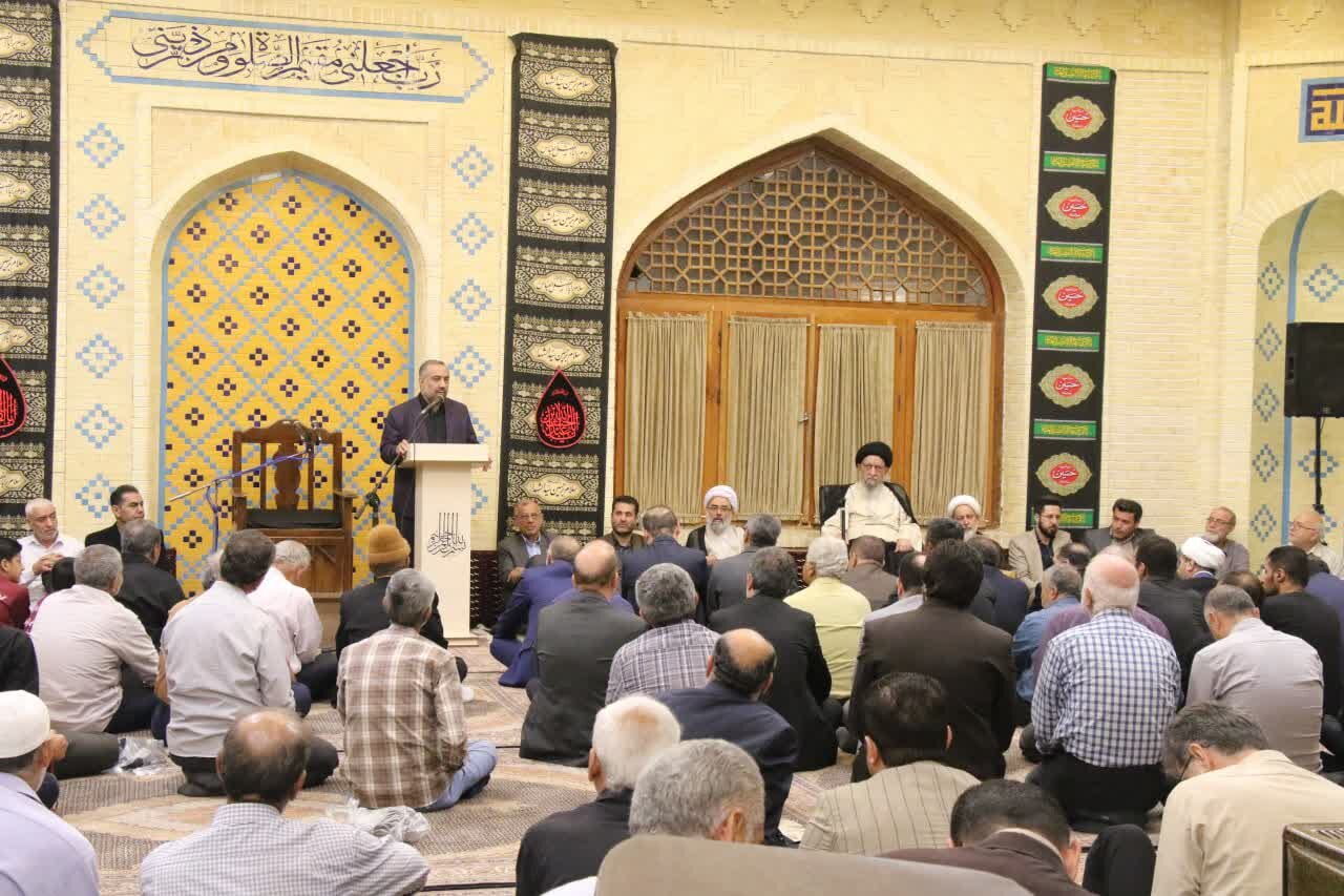 میز خدمت قضایی در مسجد گلشن گرگان برپا شد