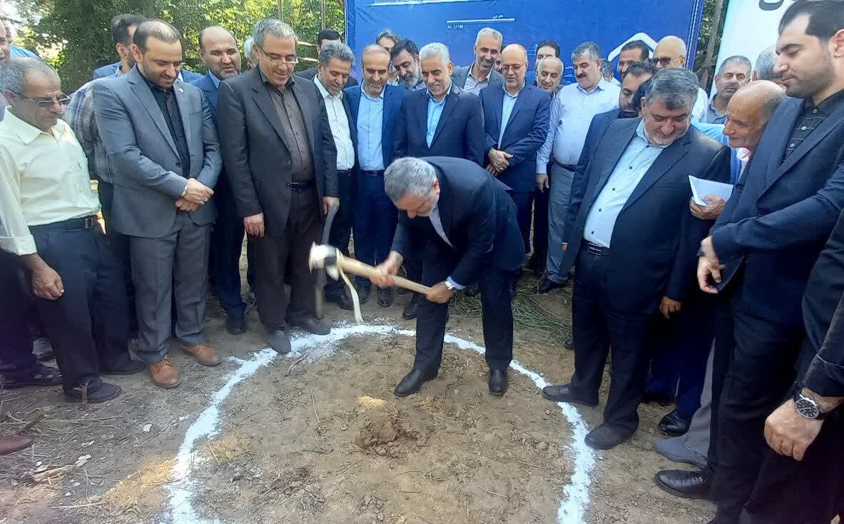 کلنگ احداث ساختمان تامین اجتماعی صومعه سرا به زمین زده شد