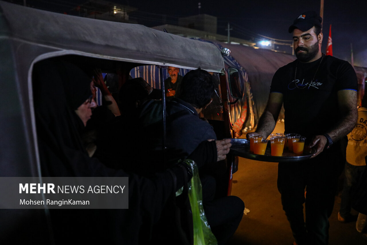 بنوش به یاد حسین (ع)