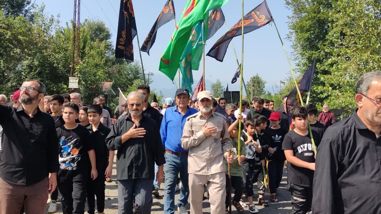 اجتماع با شکوه جاماندگان اربعین حسینی در آستانه اشرفیه