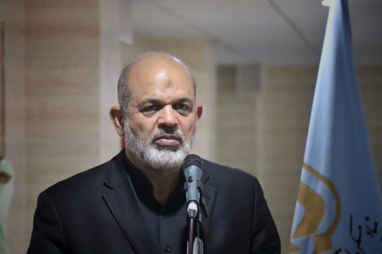 وزیر کشور وارد گیلان شد