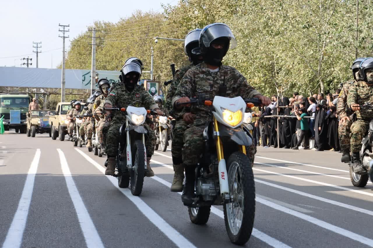 رژه یگان‌های فراجا در ساری