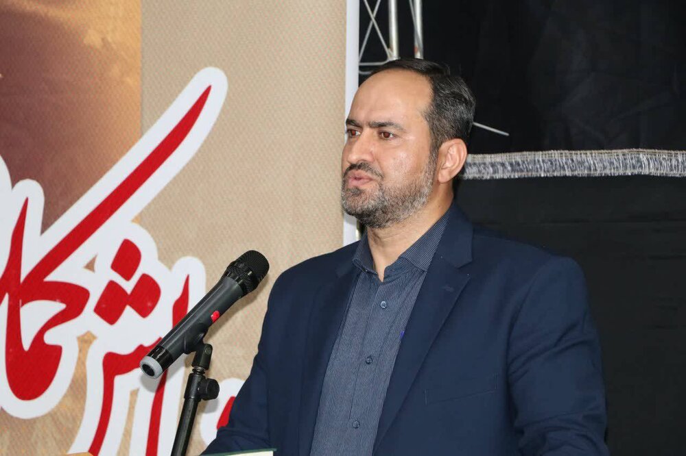 مشکلات جامعه کار و تولید کمرنگ شده است
