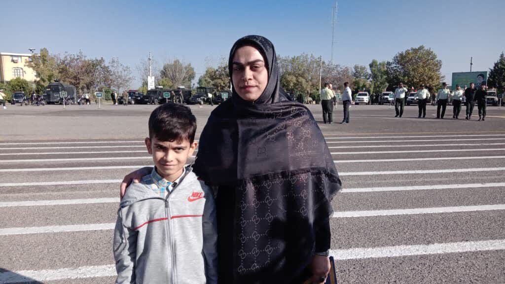 فرزندانم به نیروی انتظامی افتخار می کنند