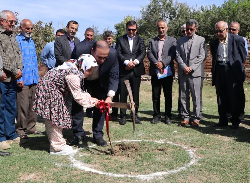 ساخت مدرسه خیرساز در روستای اسلام آباد کردکوی آغاز شد