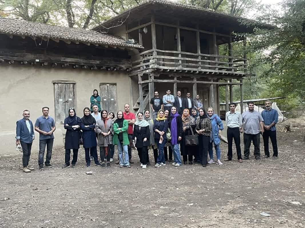 بازدید انجمن صنفی راهنمایان گردشگری از موزه میراث روستایی گلستان