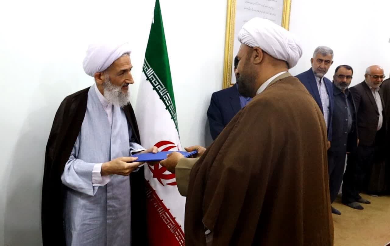 آرزوی ضربه سخت تر بر پیکره رژم غاصب صهیونیستی داریم
