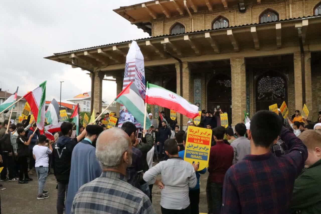 اجتماع جمعی  از دانش آموزان در حمایت از مردم فلسطین