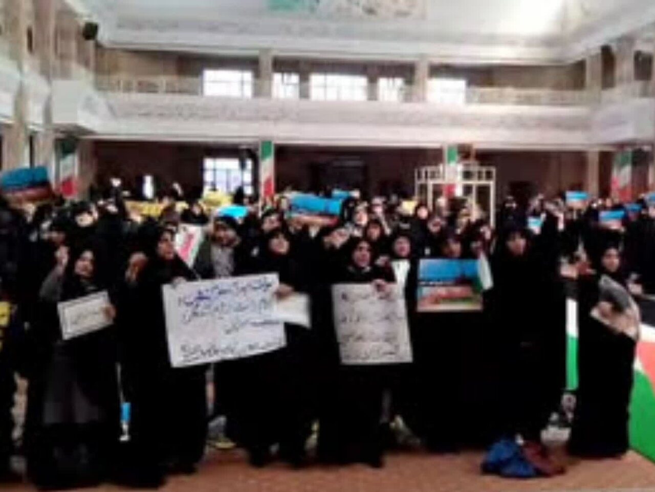 اجتماع«من هم یک مادرم» در گرگان برگزار شد