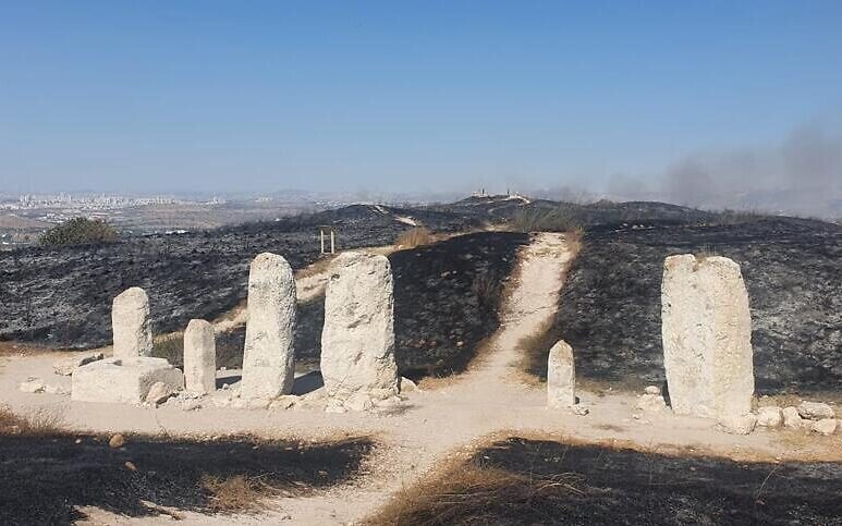 11 گور باستانی در محوطه دشت جنت رودبار رامسر کشف شد