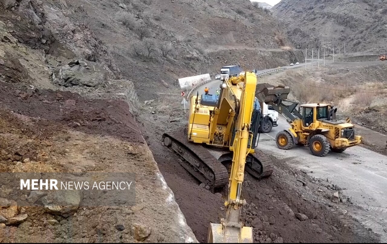 راه های روستایی مسدود شده در سوادکوه بازگشایی شد