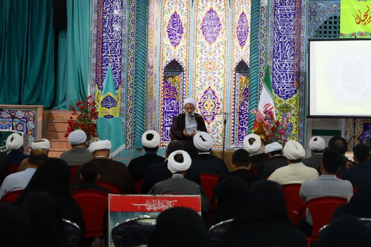 مشارکت بالا در انتخابات بزرگترین ضربه به استکبار است
