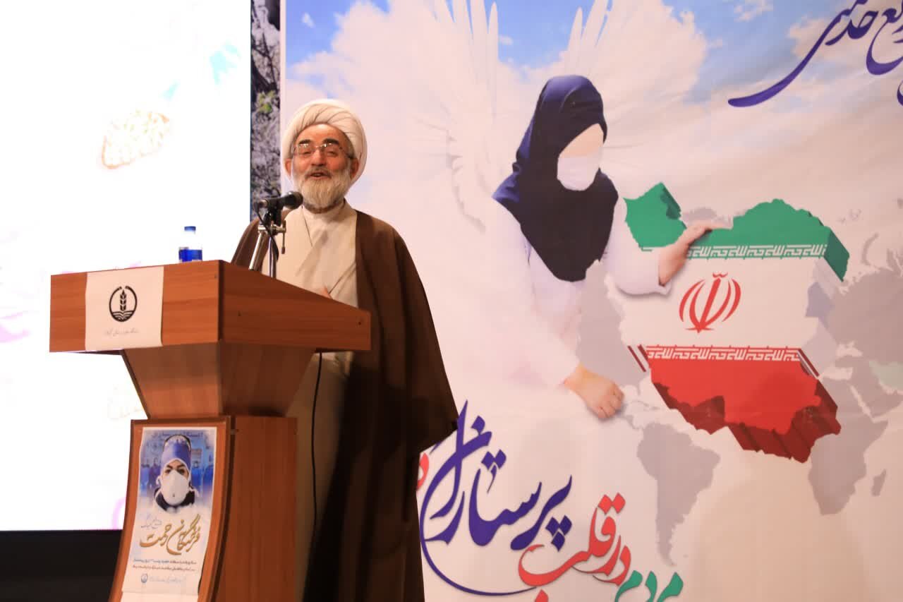 توجه به مسائل معنوی در زندگی بسیار موثر است