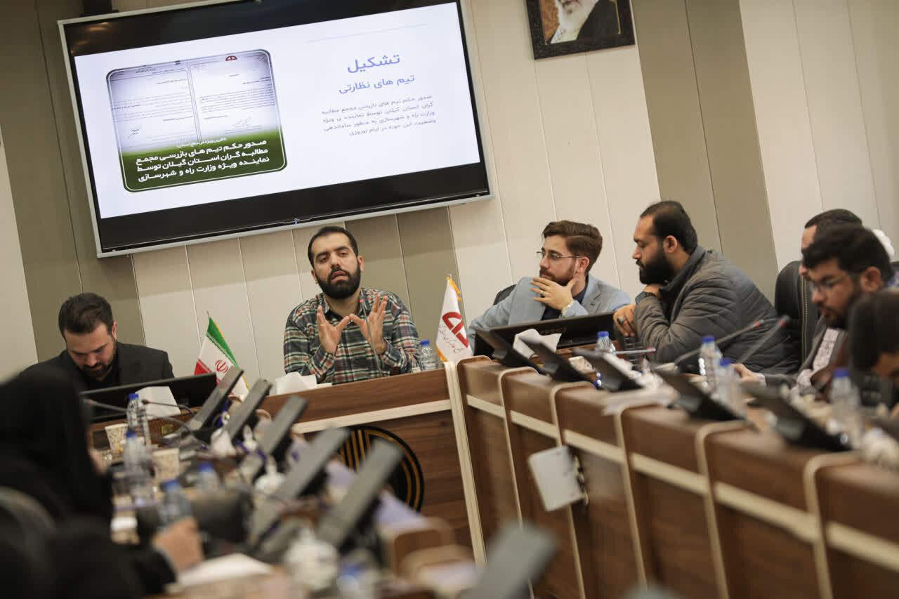 مطالبه گری در کنار امیدآفرینی مورد تأکید است