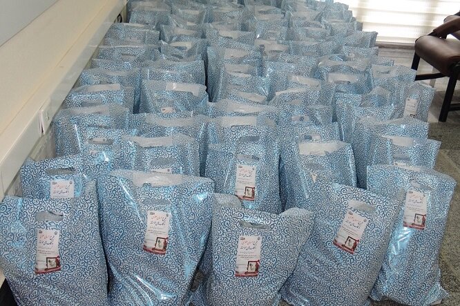 1200 بسته معیشتی از محل موقوفات در مازندران توزیع می شود