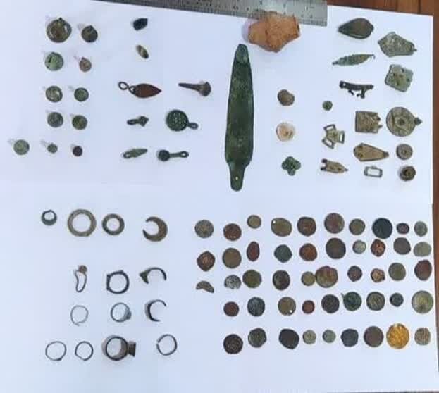 کشف و ضبط 98 قلم اموال فرهنگی و تاریخی در شهرستان گنبدکاووس