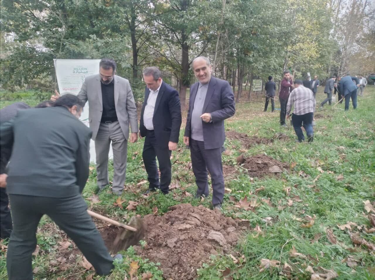 پویش طرح مردمی کاشت درخت در مازندران عملی شده است
