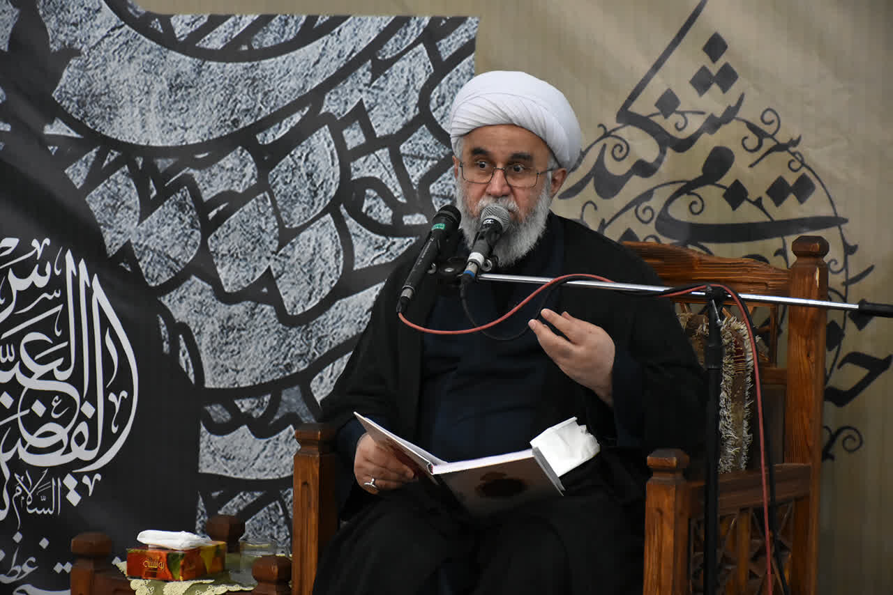 سبک زندگی اهل بیت(ع) باید در زندگی ما متجلی باشد