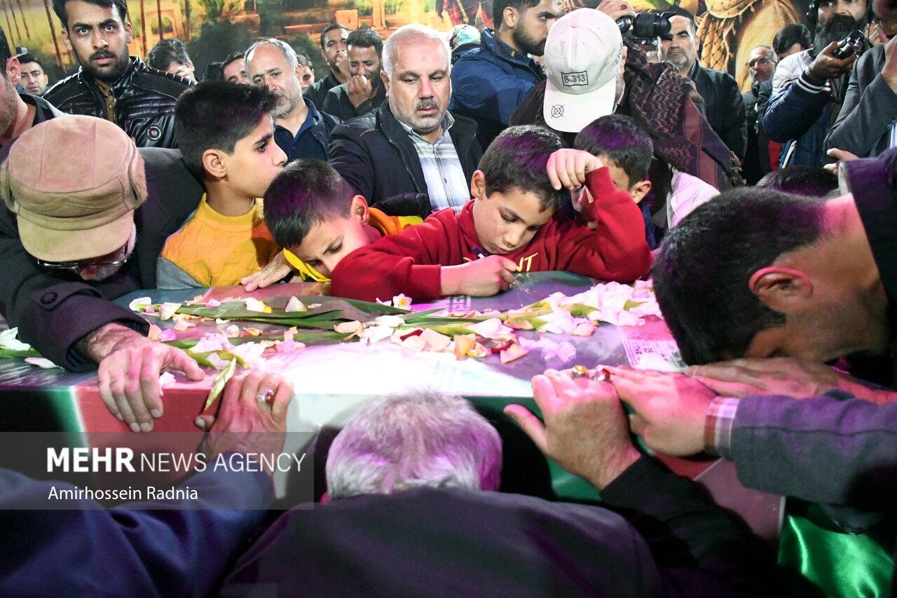 700 محفل وداع مردمی با شهدا در مازندران برپا شد