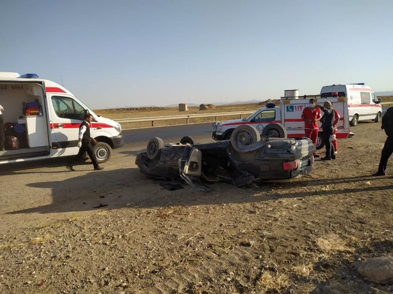 واژگونی 3 خودرو در جاده نکا