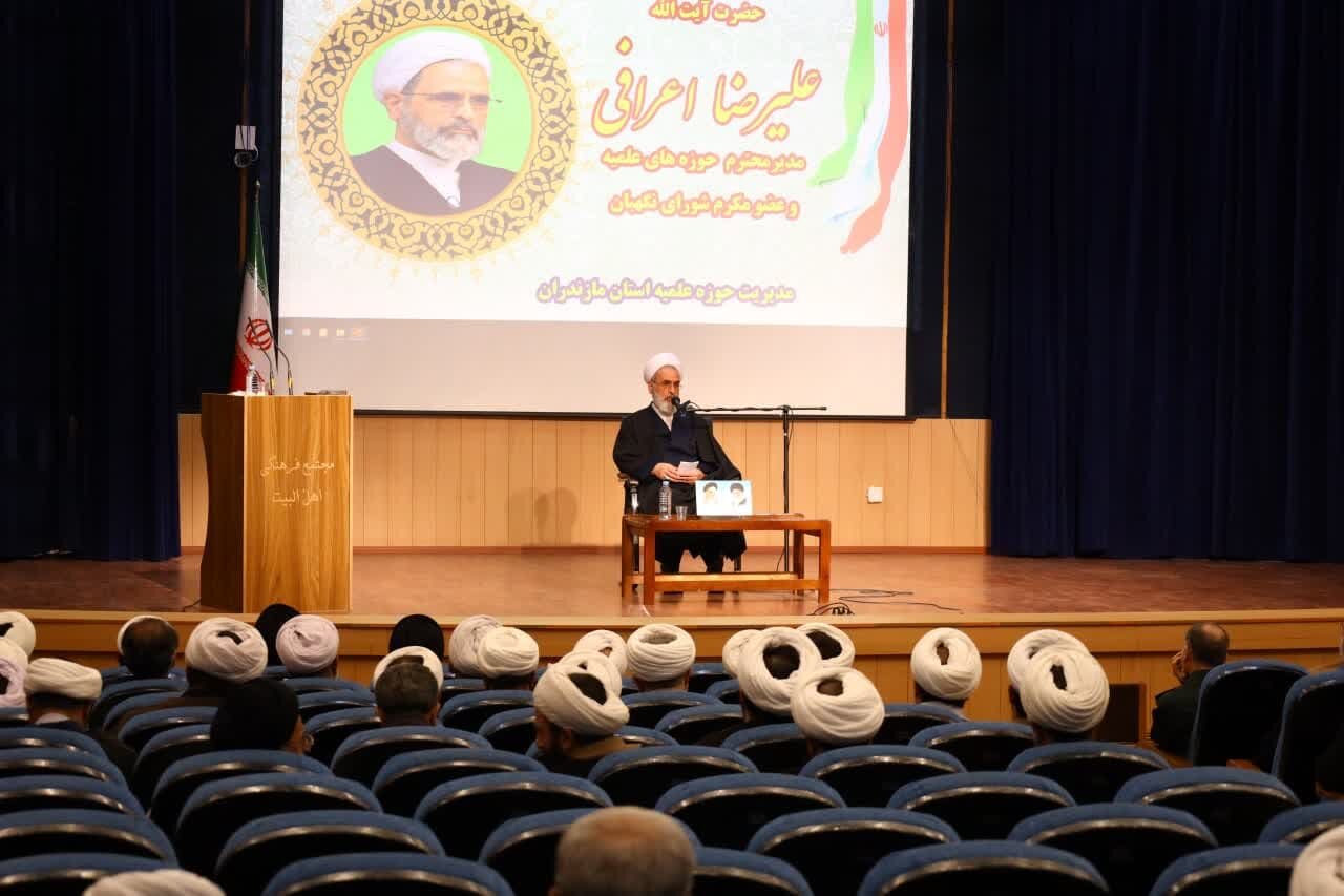 انقلاب اسلامی گفتمان نو را در تاریخ معاصر ایجاد کرد