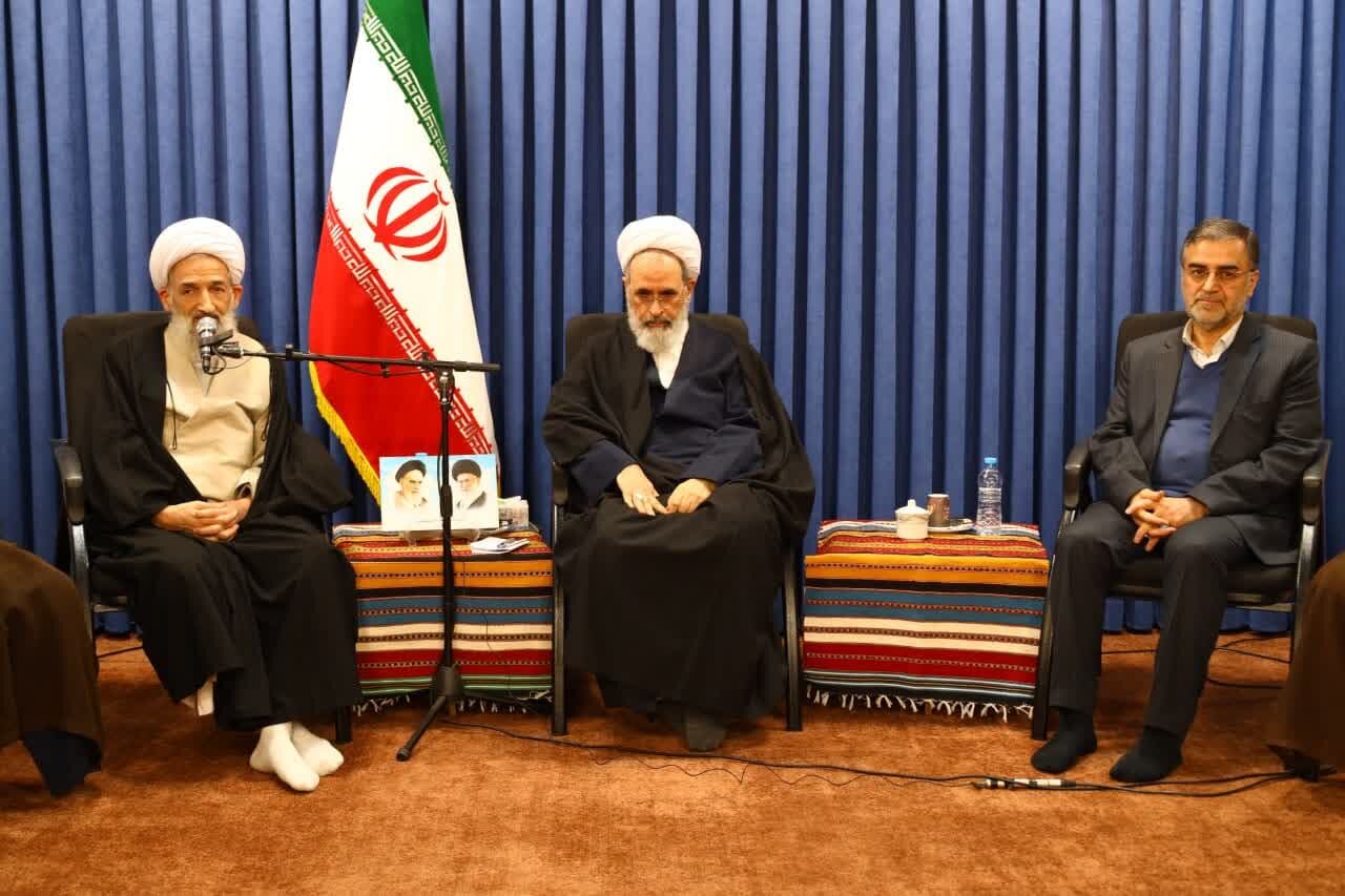 مسائل فرهنگی مهمترین امور جامعه است