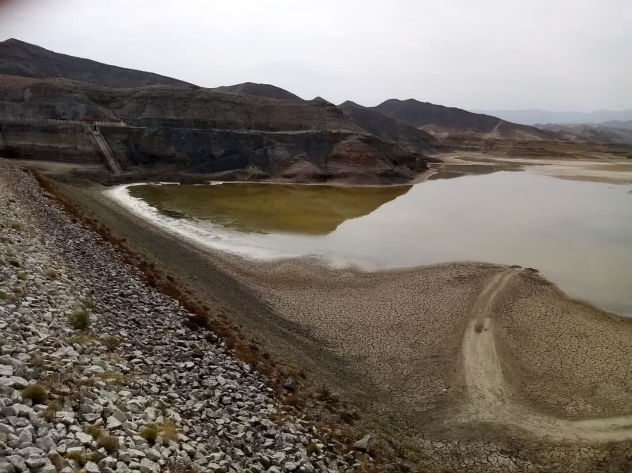 پاییز 236 میلی متر باران بارید/ کاهش 80 سانتی تراز آبهای زیرزمینی