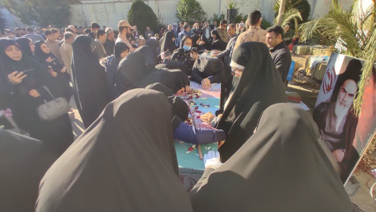 مراسم وداع با پیکر 2 شهید گمنام در بندر کیاشهر