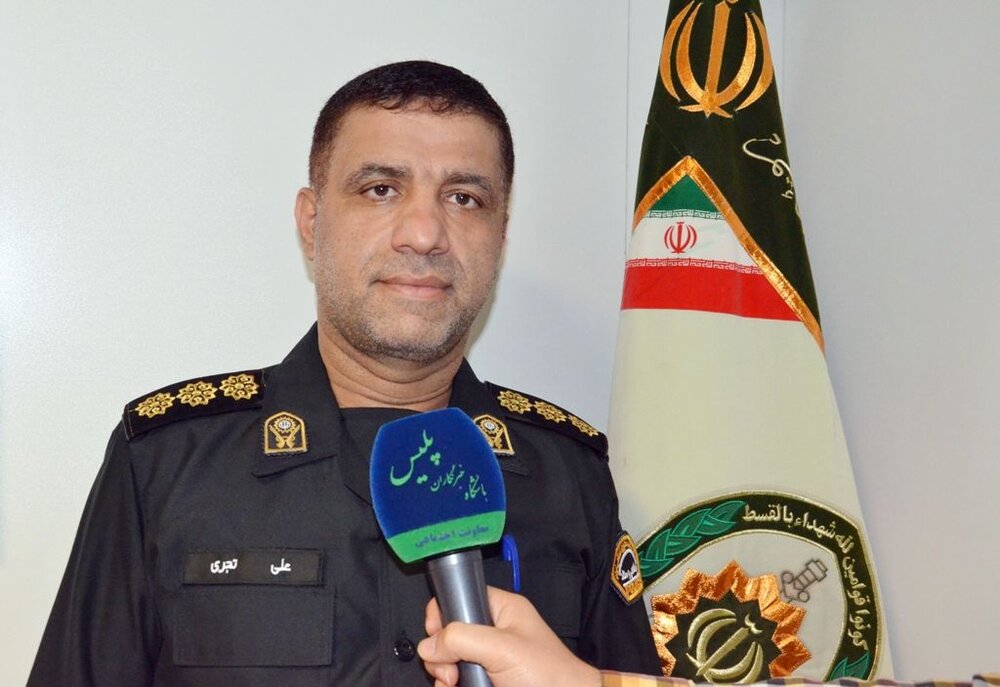 مامور وظیفه شناس چک 400 میلیونی را به صاحبش بازگرداند