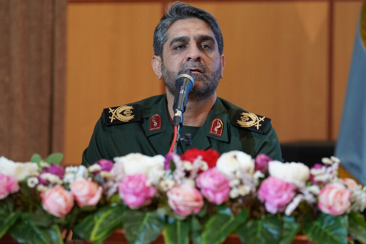 جرقه فتنه برای جمهوری اسلامی ایران از سال 1365 آغاز شد