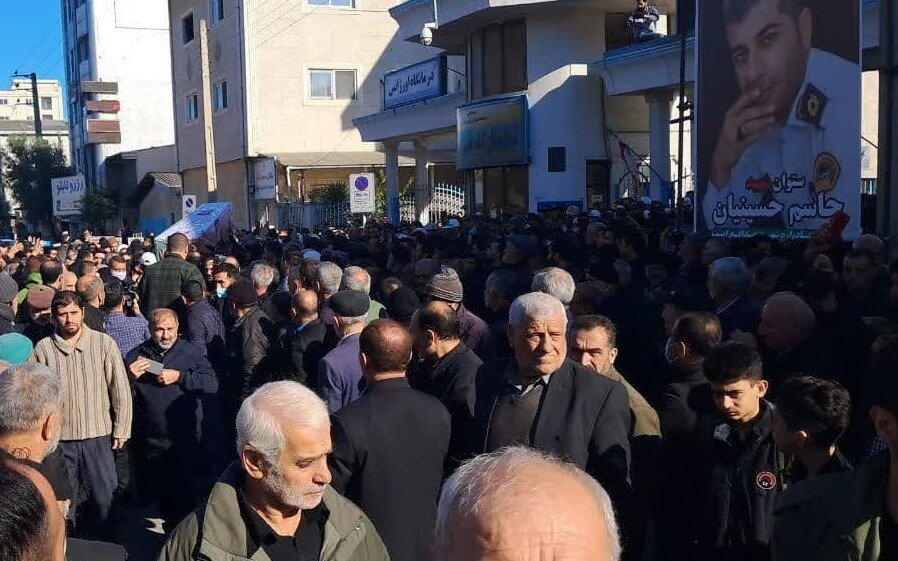 تشییع پیکر شهید مدافع امنیت در بهشهر