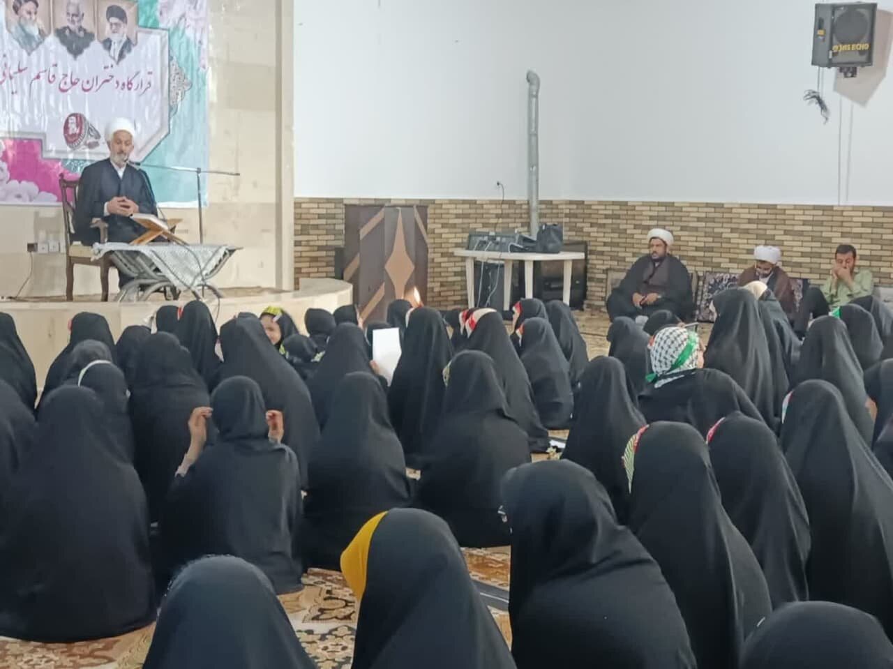 نشست قرارگاه دختران سردار سلیمانی در ساری برگزار شد