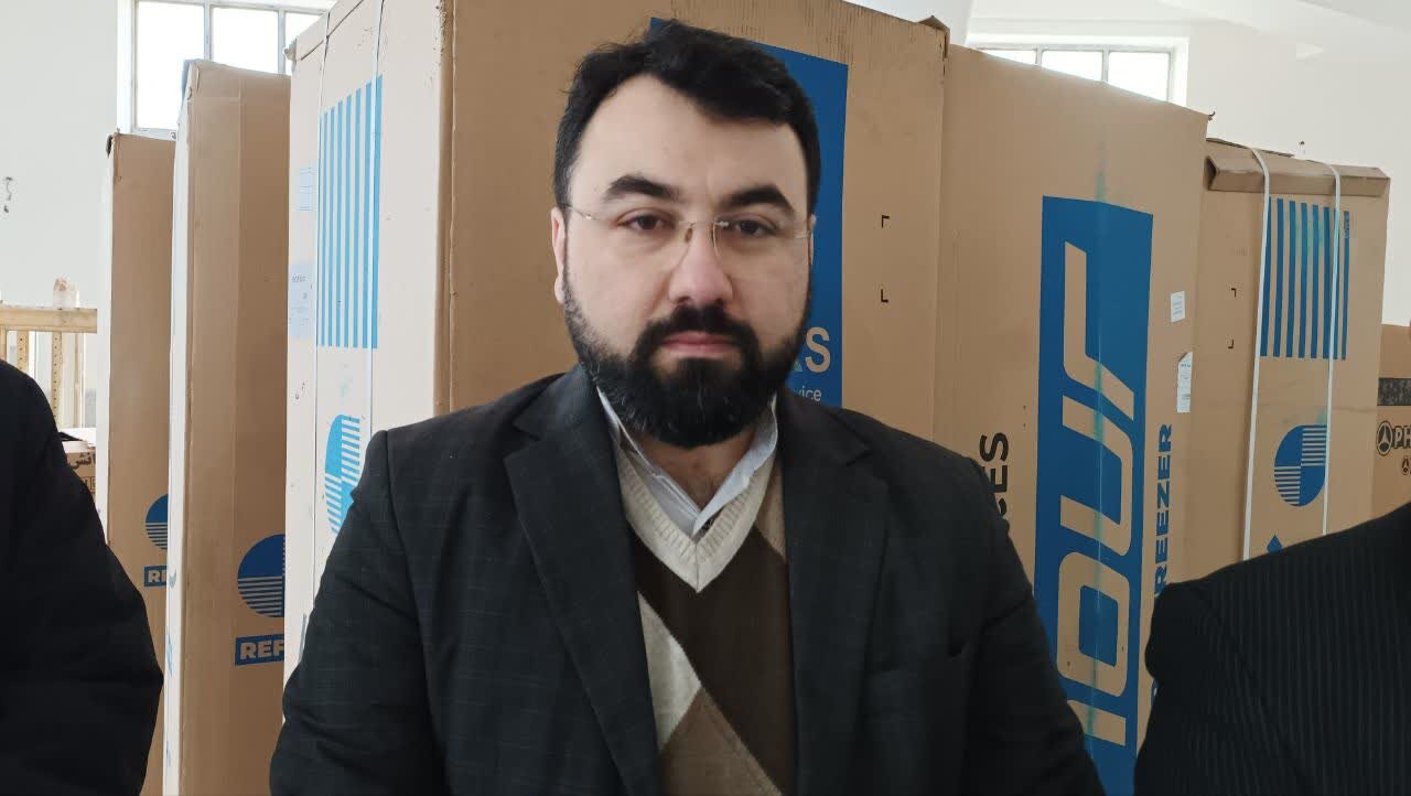 توزیع 35 سری لوازم خانگی بین سیل زدگان آستارا