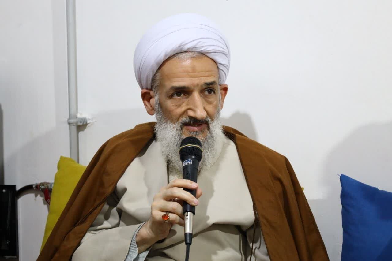 دیانت و ولایت در کشور حرف اول را می زند