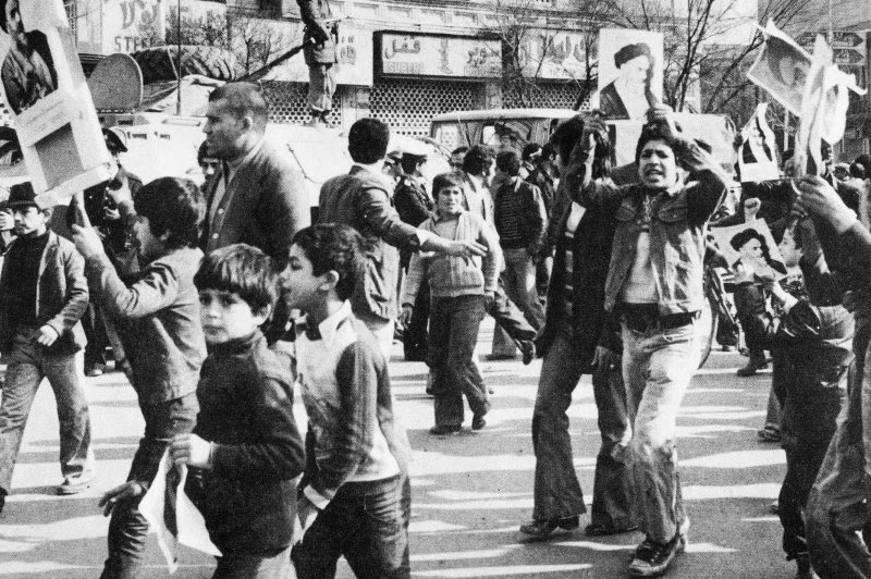 پیت‌های نفتی که بهانه مبارزات انقلابی شد
