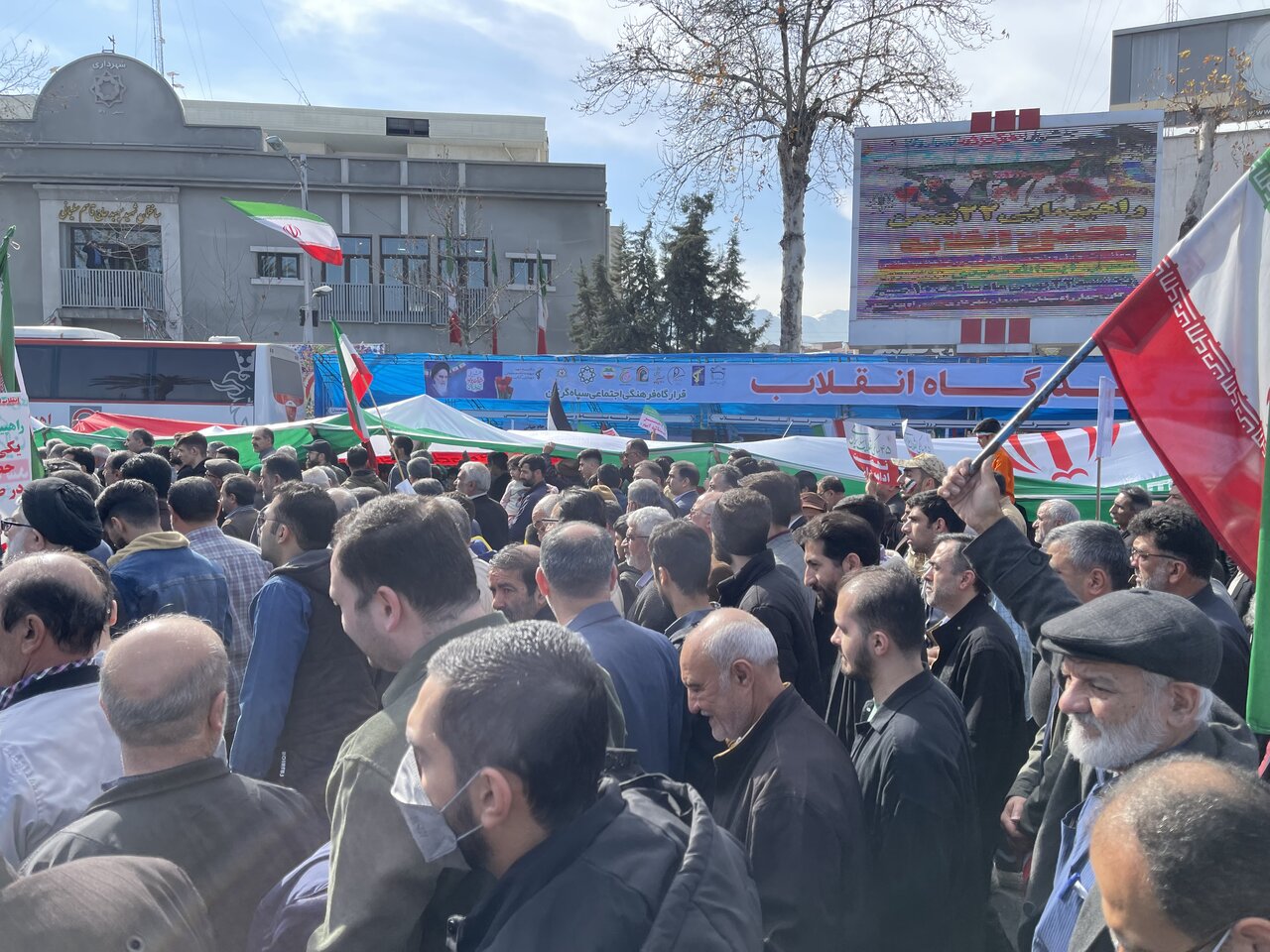 حضور اقشار مختلف در راهپیمایی 22 بهمن استان گلستان