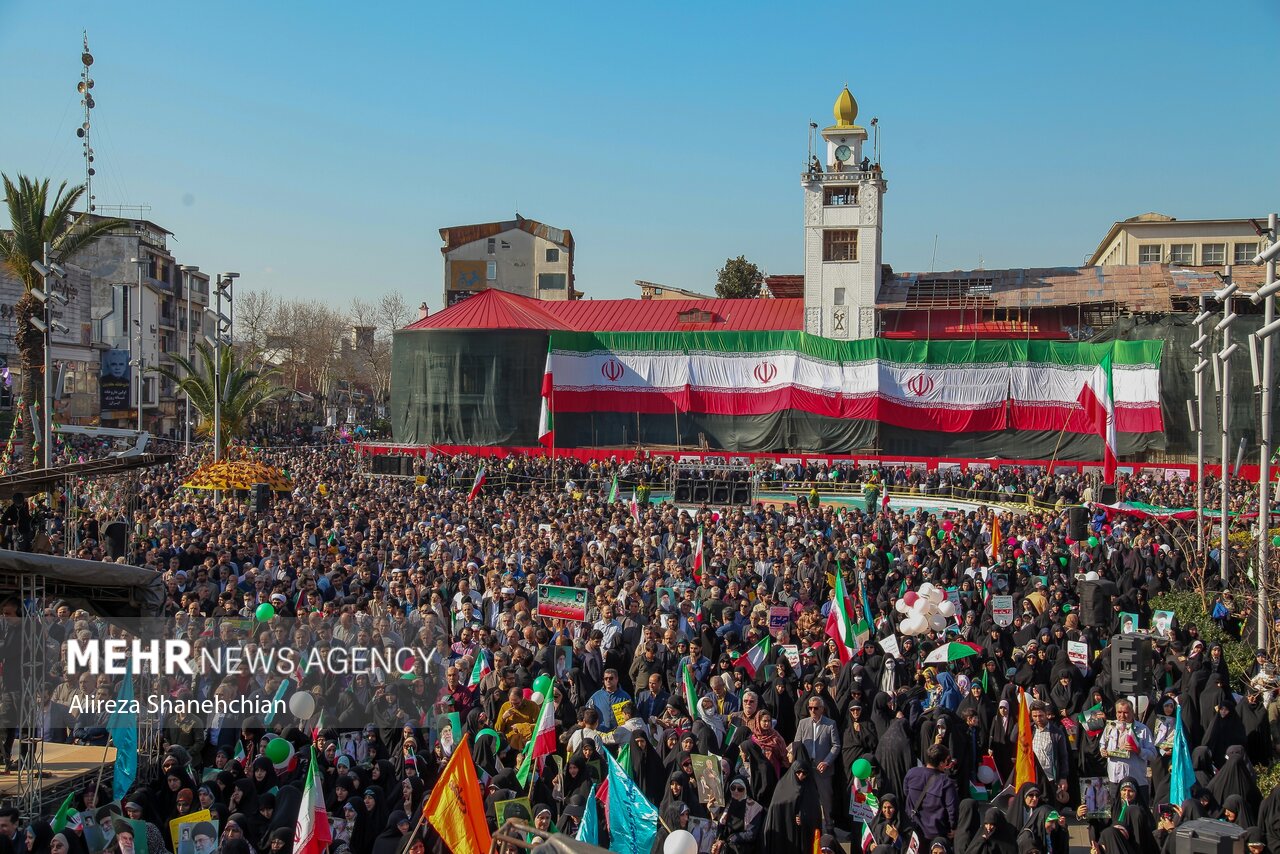 حضور باشکوه رشتوندان در یوم الله 22 بهمن