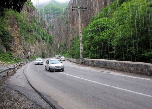 تردد در راه های مازندران عادی است/ هشدار سقوط بهمن
