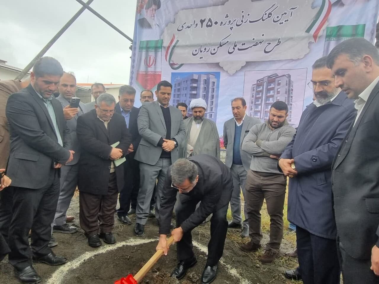 1000 نفر برای مسکن ملی در رویان ثبت نام کردند