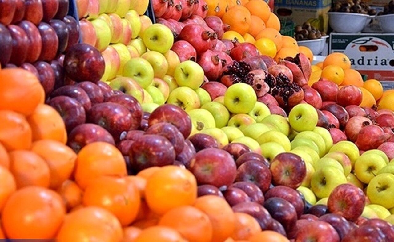 میوه شب عید در 12 میدان تره بار ساری توزیع می شود