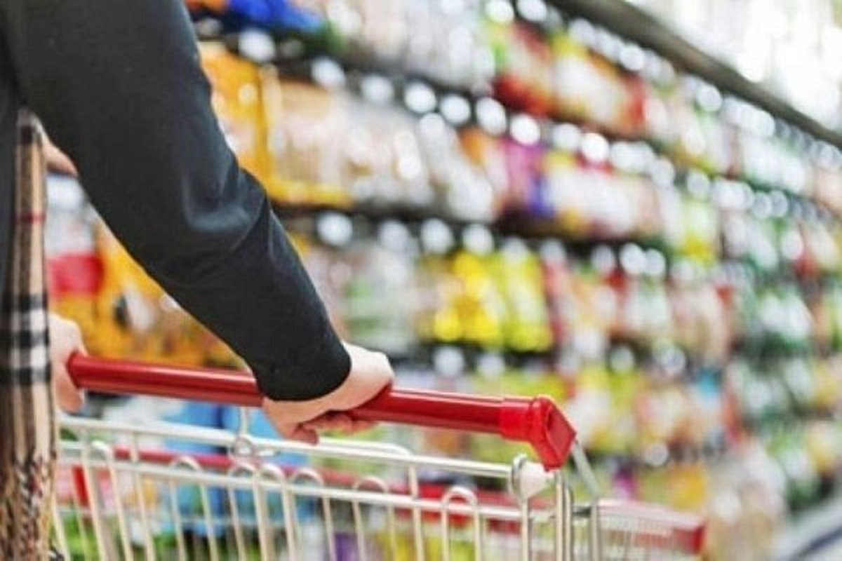تعارفی در برخورد با مخلان عرضه کالاهای اساسی نداریم