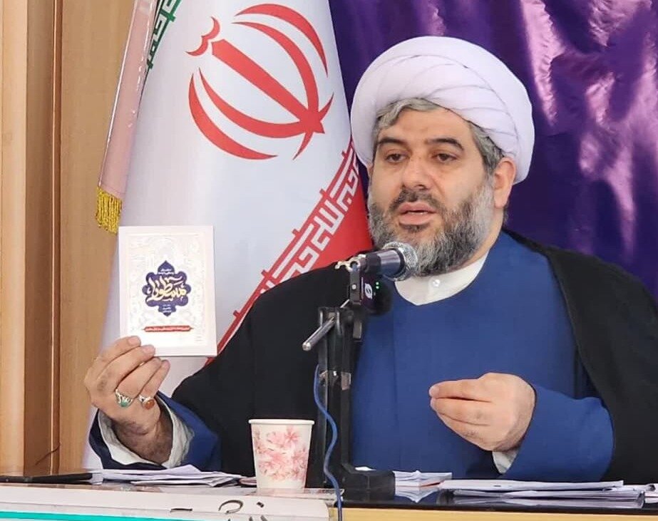 گفتمان سازی زندگی با آیه های قرآن/ 3200 مبلغ اعزام می شوند