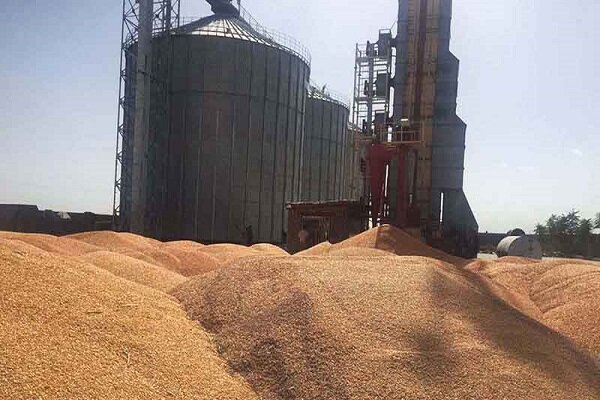 بازدید خبرنگاران از انبار ذخایر کالاها در مازندران