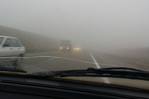 محورهای هراز و سوادکوه برفی است